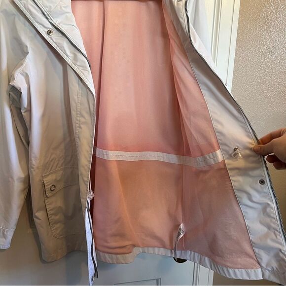 IZOD White and Pink Jacket - Picture 9 of 12
